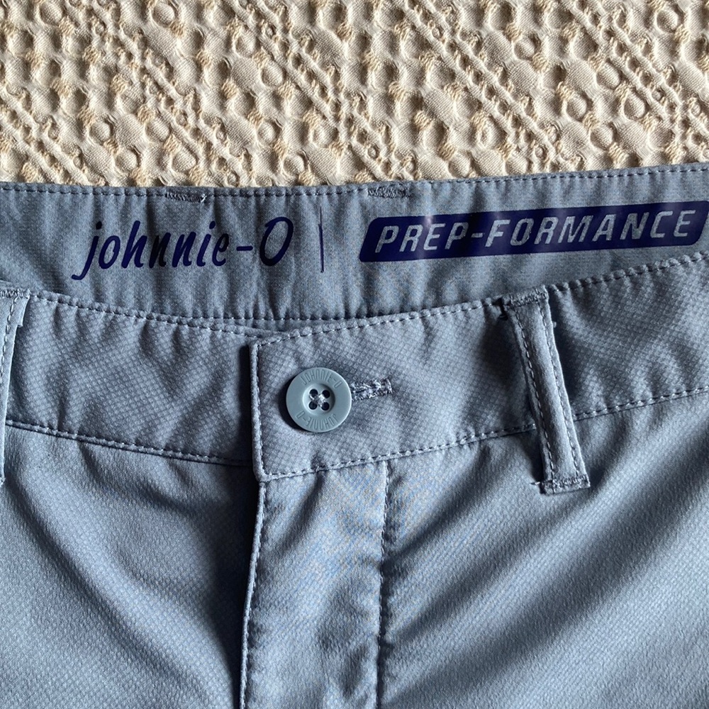 Johnnie-O shorts 32